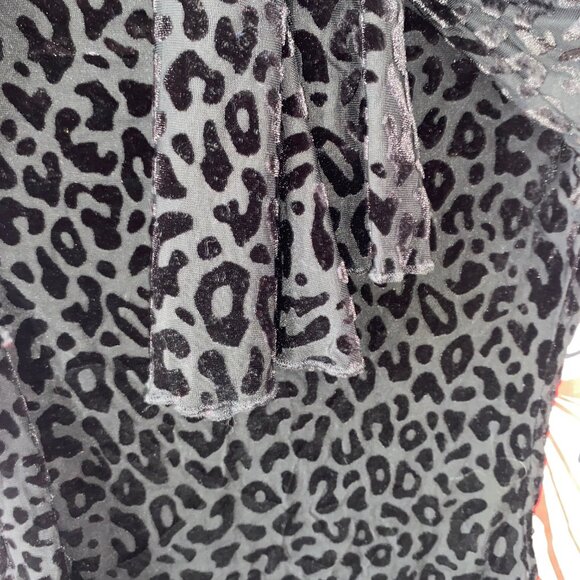 Velvet Sheer Leopard Bodysuit - Picture 4 of 11